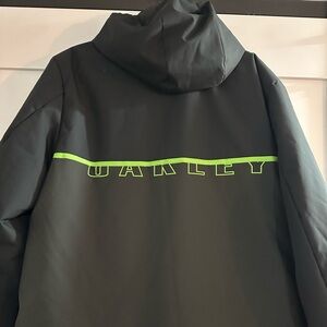 Oakley NEW Black/Neon Green Cargo Mountain Utility Snowboarding Jacket Mens LG
